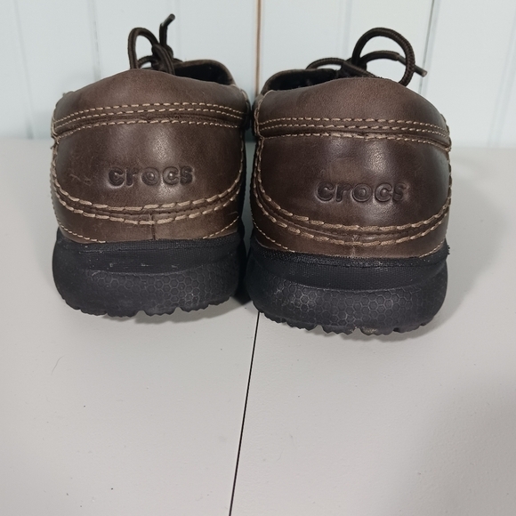 𝅺crocs Shaw Leather Lace-Up Boat Shoe - Picture 3 of 5